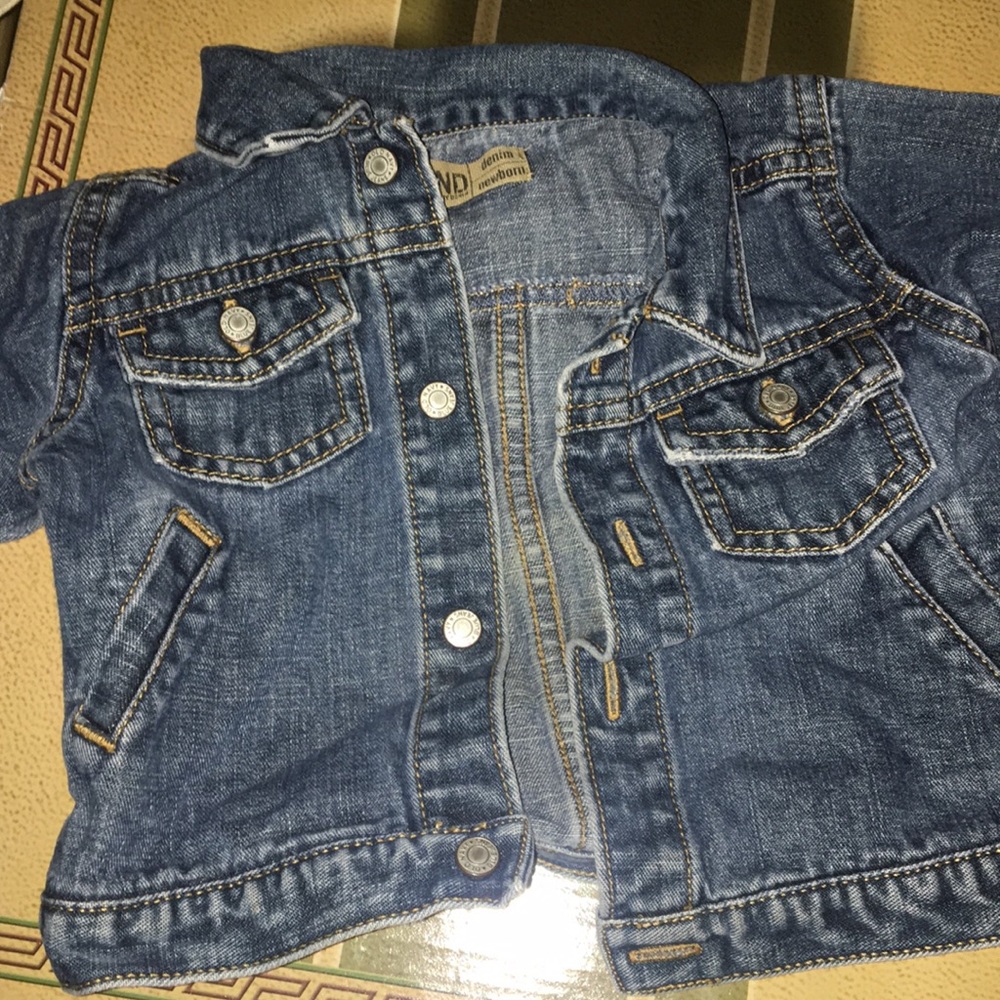 Jean jacket - Picture 2 of 4